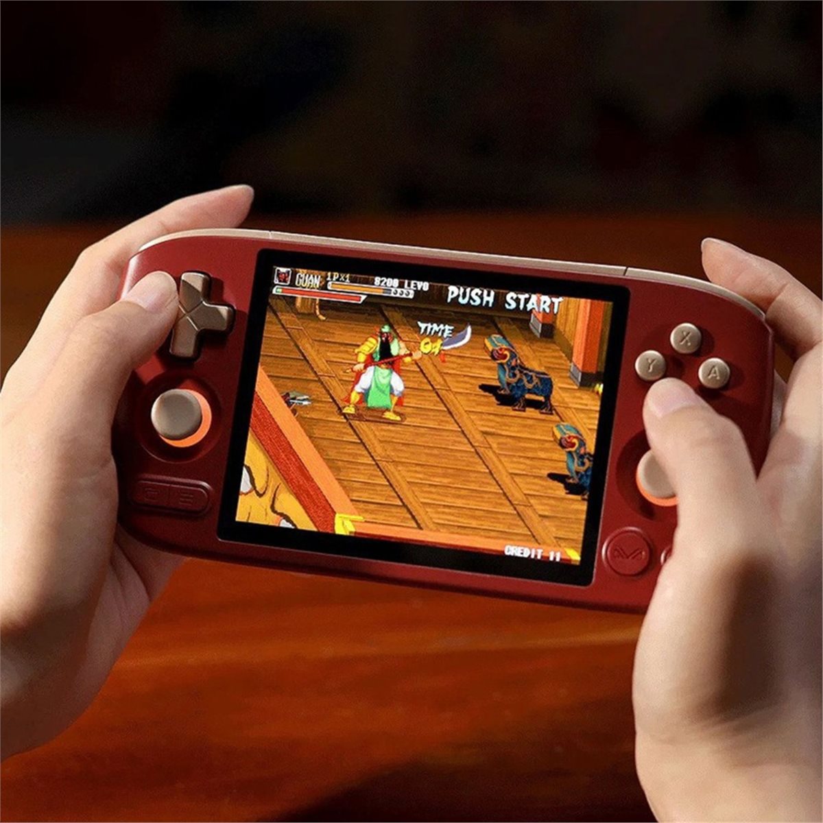 تحديث. جهاز ألعاب محمول صغير ب - مراجعة Retro Gaming Handheld وسعره